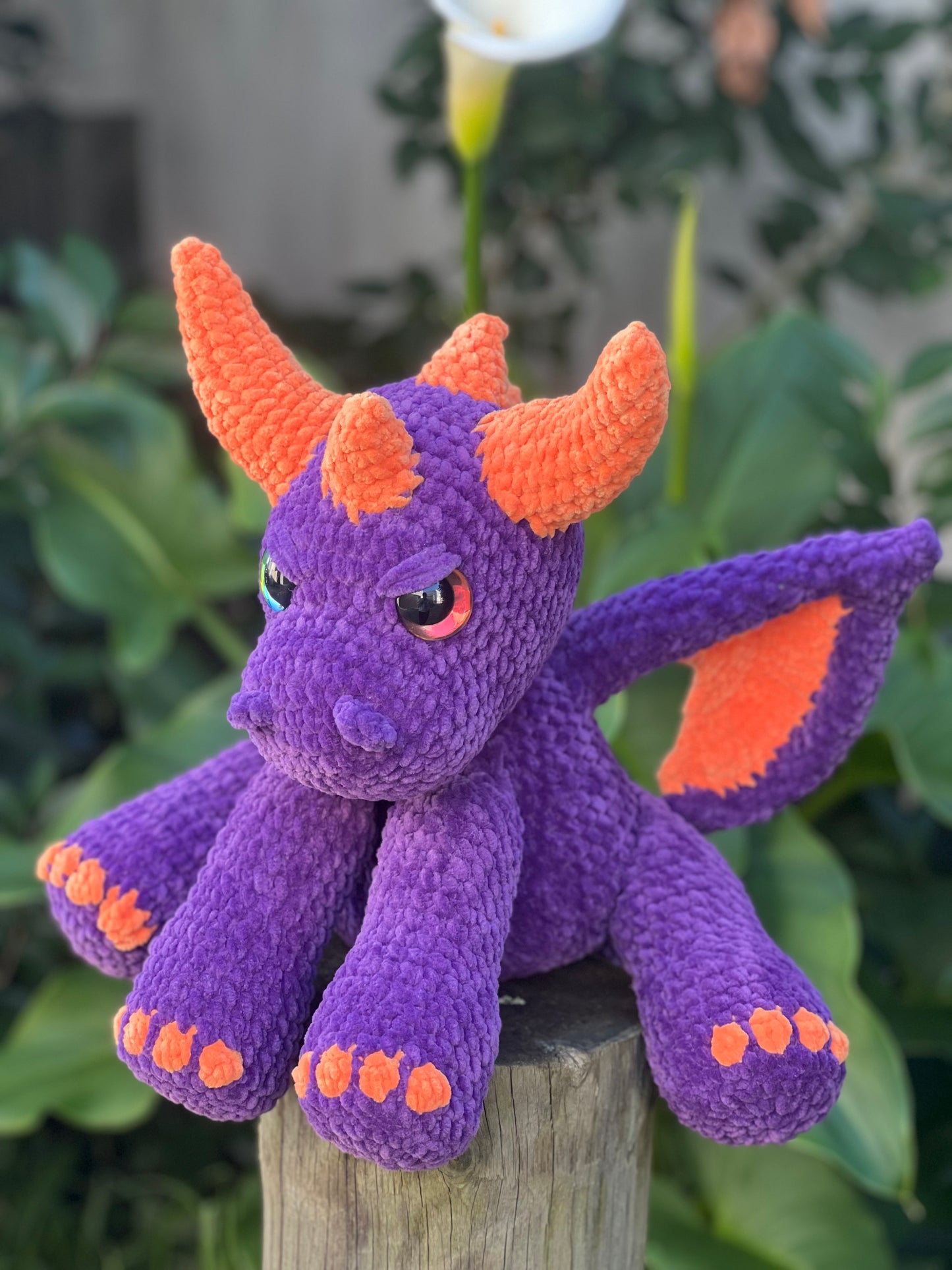 Giant purple dragon 🐉