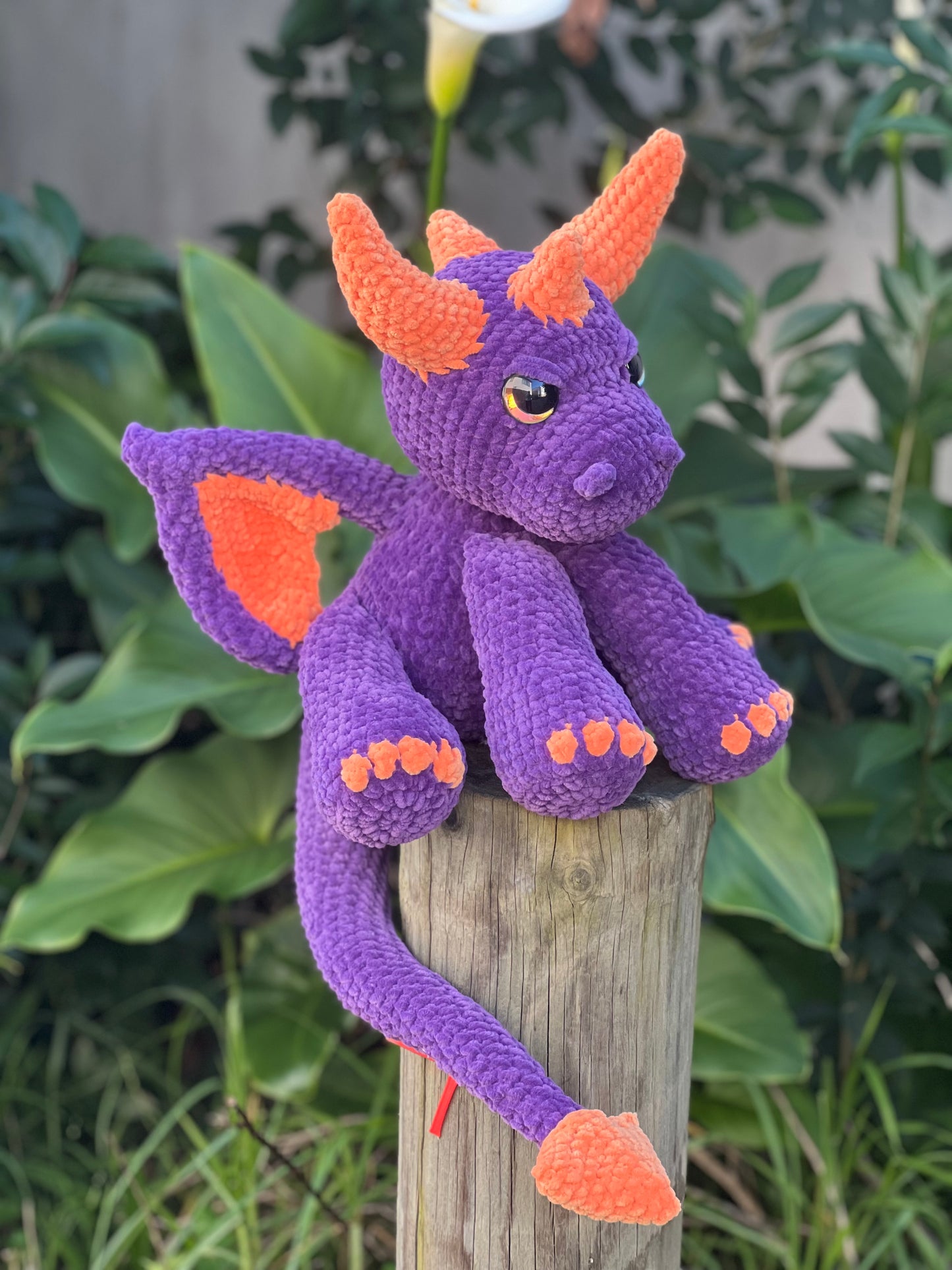 Giant purple dragon 🐉